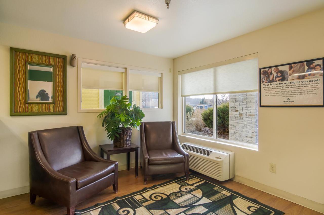 Hometowne Studios By Red Roof Denver - Glendale/ Cherry Creek Exteriör bild