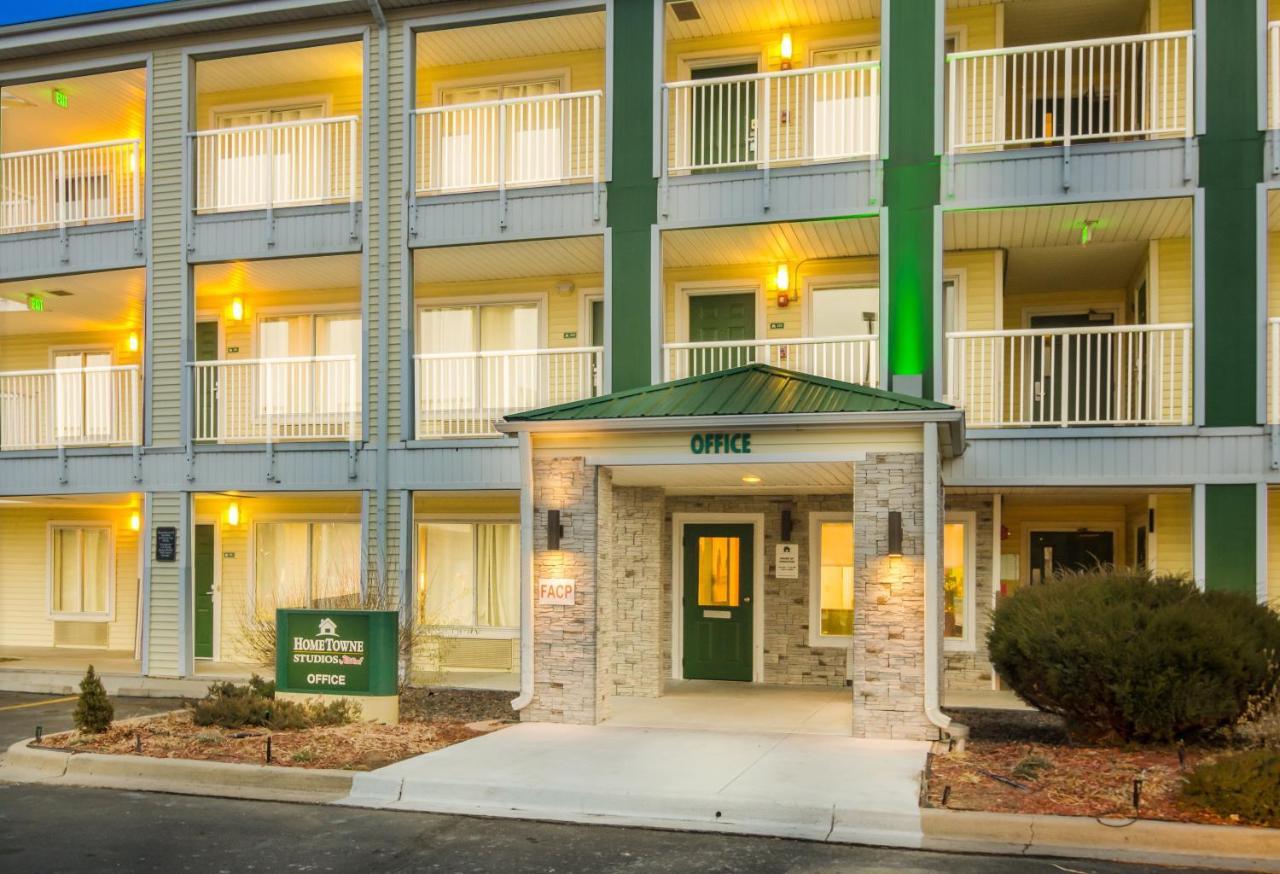 Hometowne Studios By Red Roof Denver - Glendale/ Cherry Creek Exteriör bild